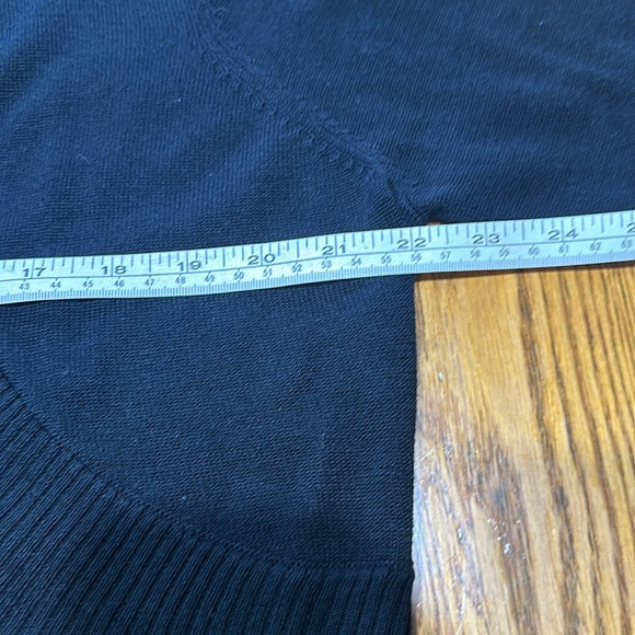 Black cropped sweater brand unknown size M/L - Picture 4 of 7